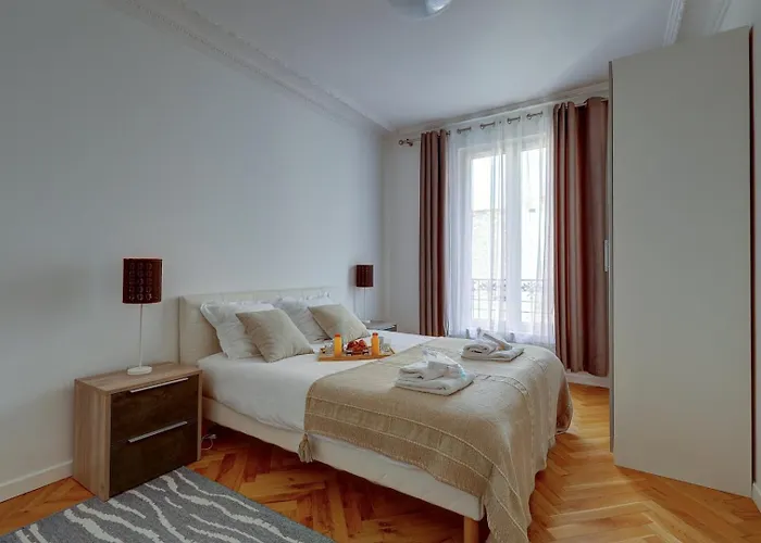Apartmán Mericourt Suite, Place De La Republique *
