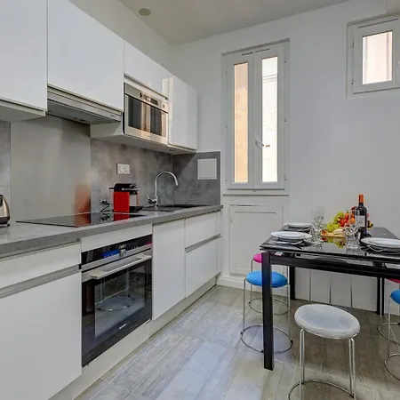 Mericourt Suite, Place De La Republique 公寓
